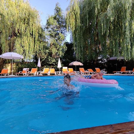 Family Hotel IV เวลินกราด ภายนอก รูปภาพ