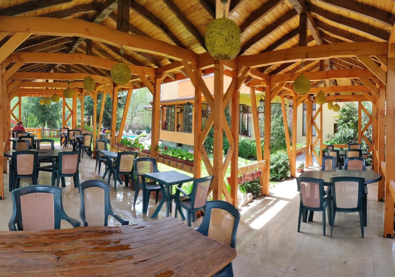 Family Hotel IV เวลินกราด ภายนอก รูปภาพ