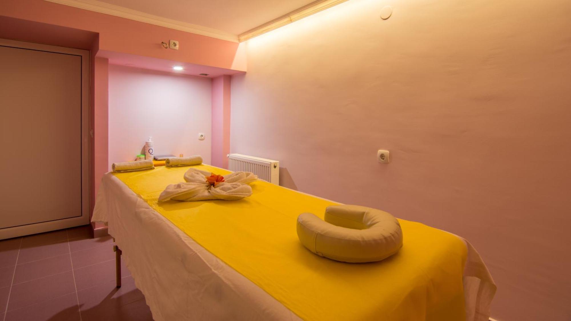 Family Hotel IV เวลินกราด ภายนอก รูปภาพ