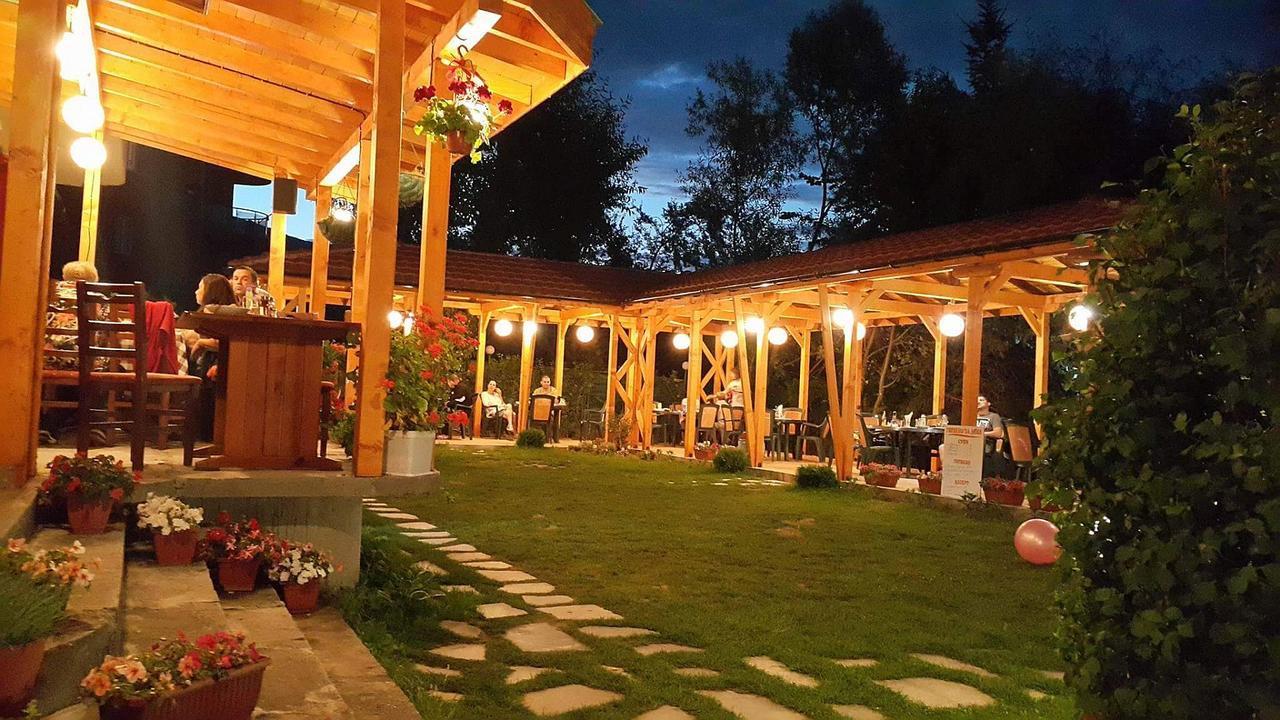 Family Hotel IV เวลินกราด ภายนอก รูปภาพ